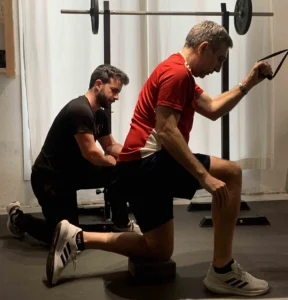 Entrenador y su cliente KenkoTraining Barcelona